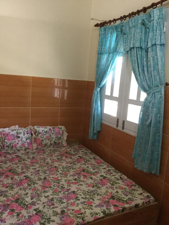 Nhu Y Guesthouse Phan Rang-Tháp Chàm Exterior foto